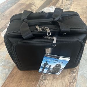 Travel Pro Flight Crew 5 tote